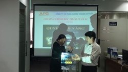 Công ty CP Chứng khoán An Phát(APG) đã tổ chức thành công buổi lễ bốc thăm trúng thưởng đợt 01 (11/03 - 15/03) chương trình “QUYỀN LỢI VÀNG”